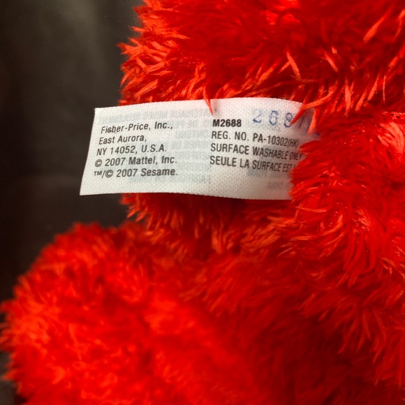 Fisher-Price Tickle Me Elmo TMX Extra Special Edition In Great Condition - Picture 3 of 4